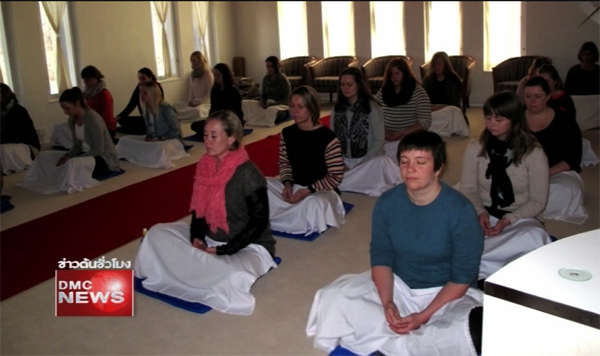 Wat Phra Dhammakaya Norway taught meditation to a group from the University of Buskerud and Vestfold