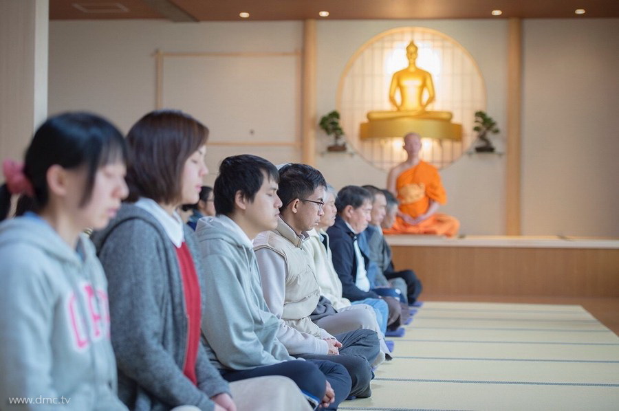 580411-Meditation-retreat-japan_007.jpg